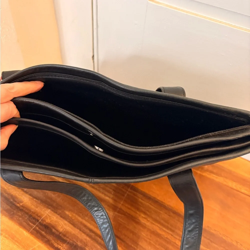Perlina Black Leather Tote Bag